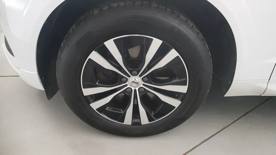 VOLVO XC60 XC60 B4 B Momentum Pro aut