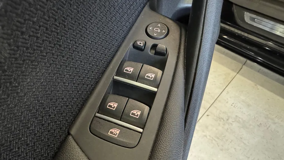 BMW Seria 5 520d xDrive mHEV aut
