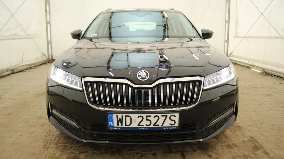 SKODA Superb Superb 2.0 TDI SCR Ambition DSG