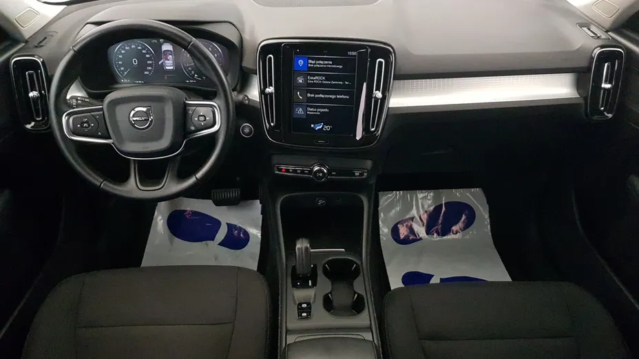 VOLVO XC40 XC40 T3 Momentum aut