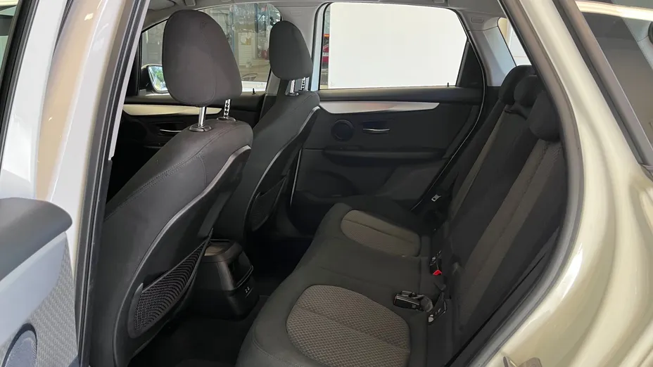 BMW Seria 2 218i GPF aut