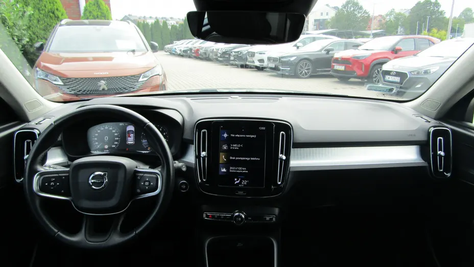 VOLVO XC40 XC40 T4 Momentum aut