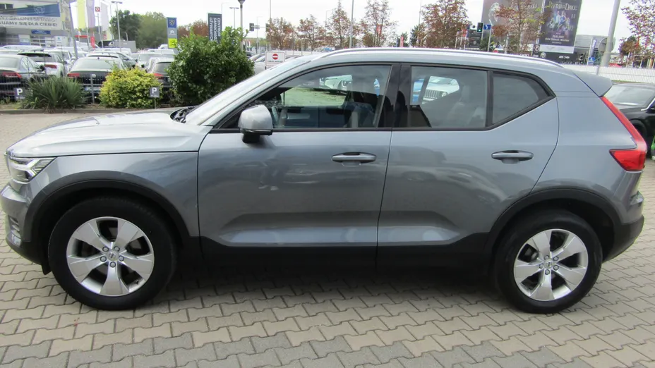 VOLVO XC40 XC40 T4 Momentum aut