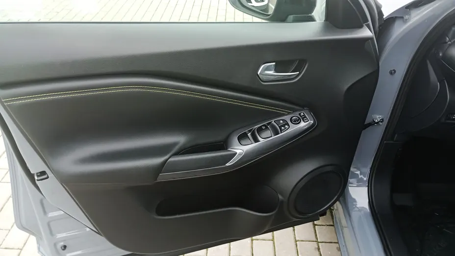 NISSAN Juke Juke 1.0 DIG-T Kiiro DCT