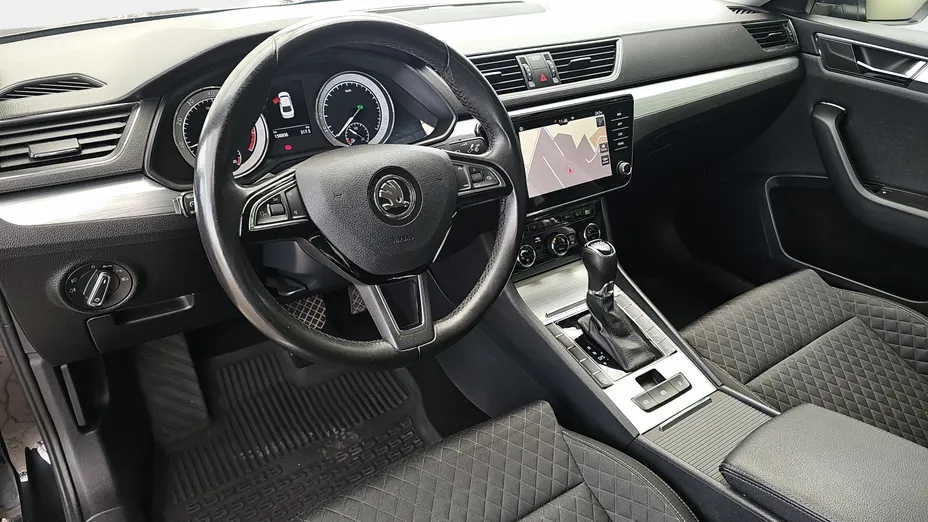 SKODA Superb Superb 1.5 TSI Ambition DSG