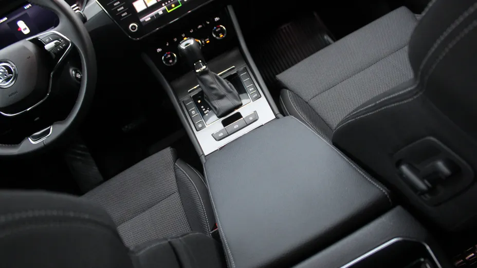 SKODA Superb Superb 2.0 TSI Style DSG