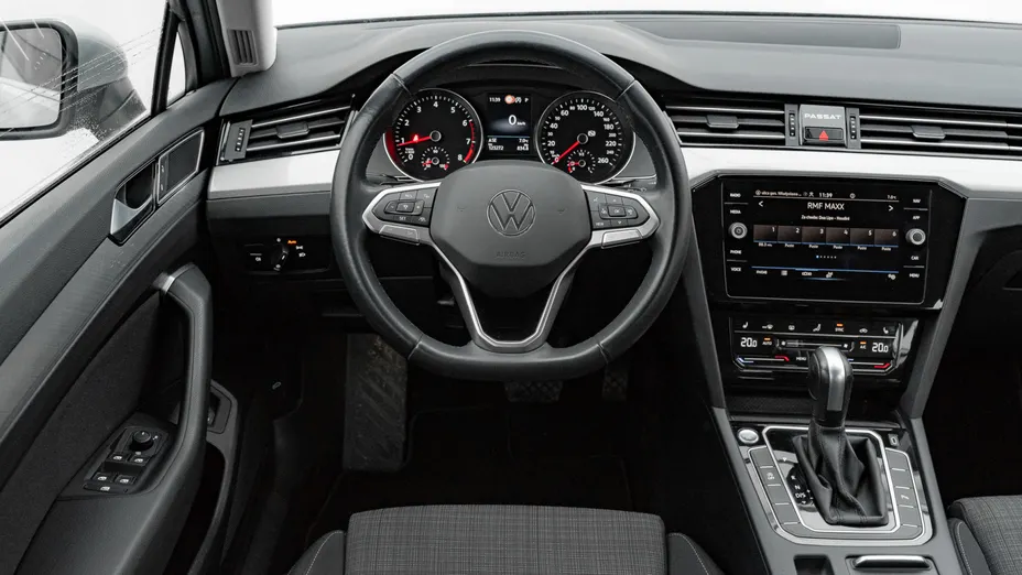 VOLKSWAGEN Passat Passat 2.0 TSI Business DSG