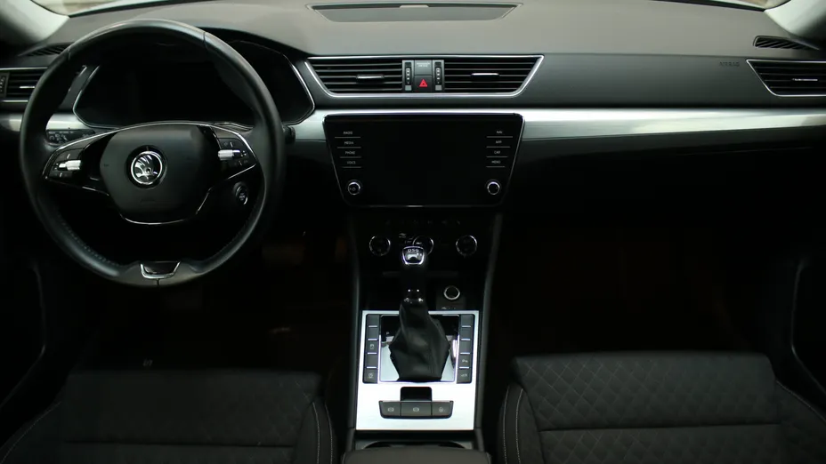 SKODA Superb Superb 2.0 TDI SCR Ambition DSG