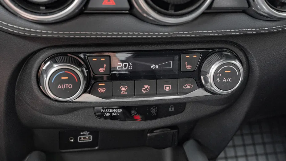 NISSAN Juke Juke 1.0 DIG-T N-Connecta