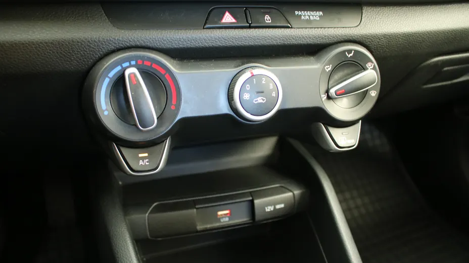 KIA Rio Rio 1.2 M