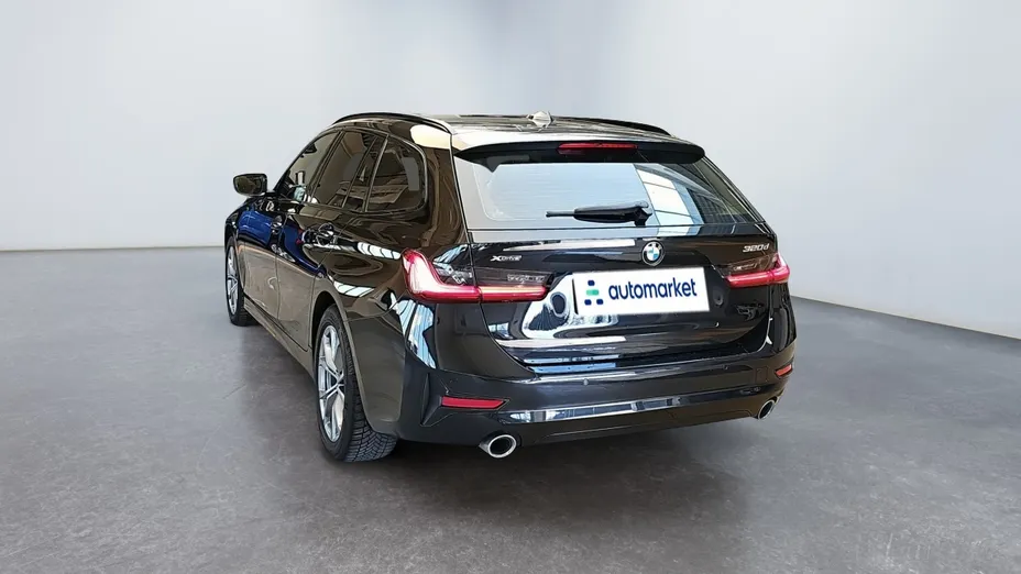 BMW Seria 3 320d xDrive Sport Line aut