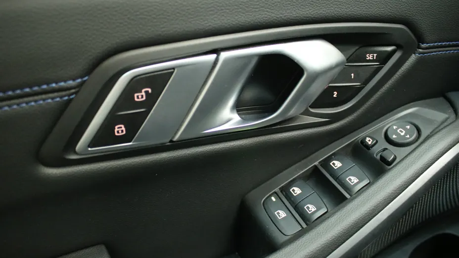 BMW Seria 3 318i M Sport aut