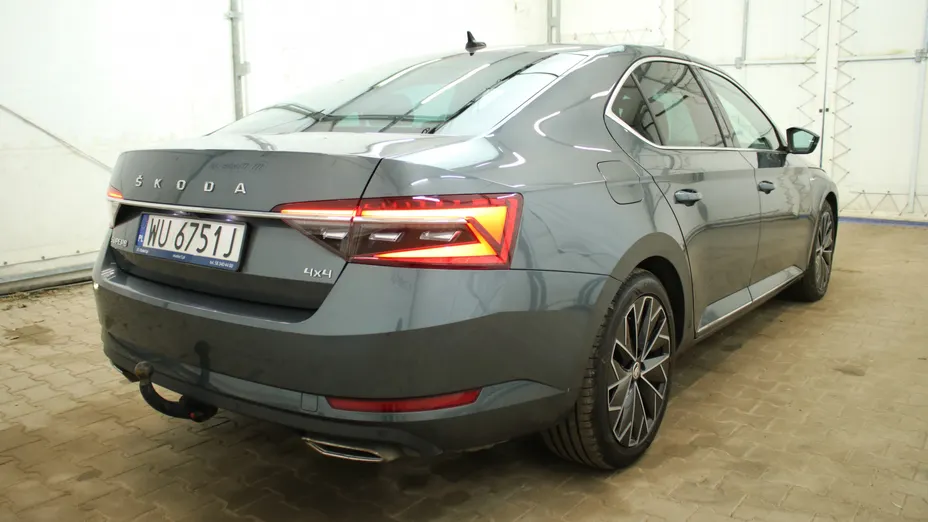 SKODA Superb Superb 2.0 TSI 4x4 L&K DSG