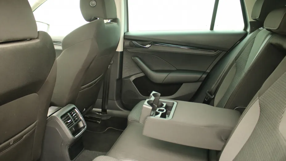 SKODA Octavia Octavia 1.5 TSI ACT Ambition