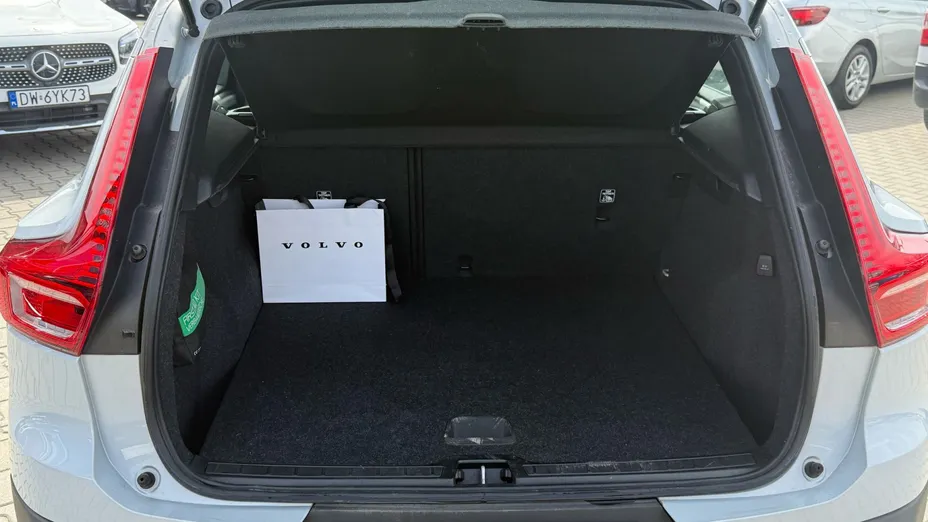 VOLVO XC40 XC40 T3 Momentum Core aut