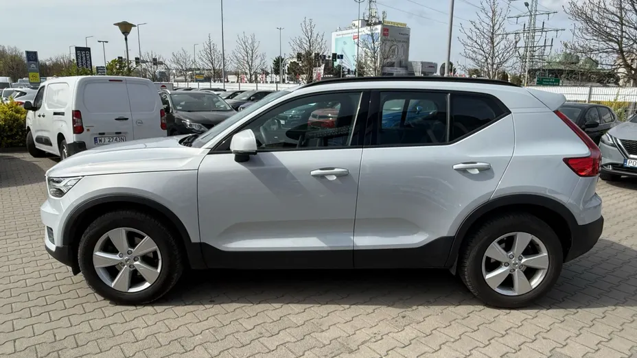 VOLVO XC40 XC40 T3 Momentum Core aut