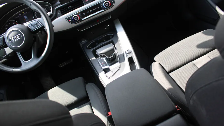 AUDI A4 A4 35 TFSI mHEV S tronic