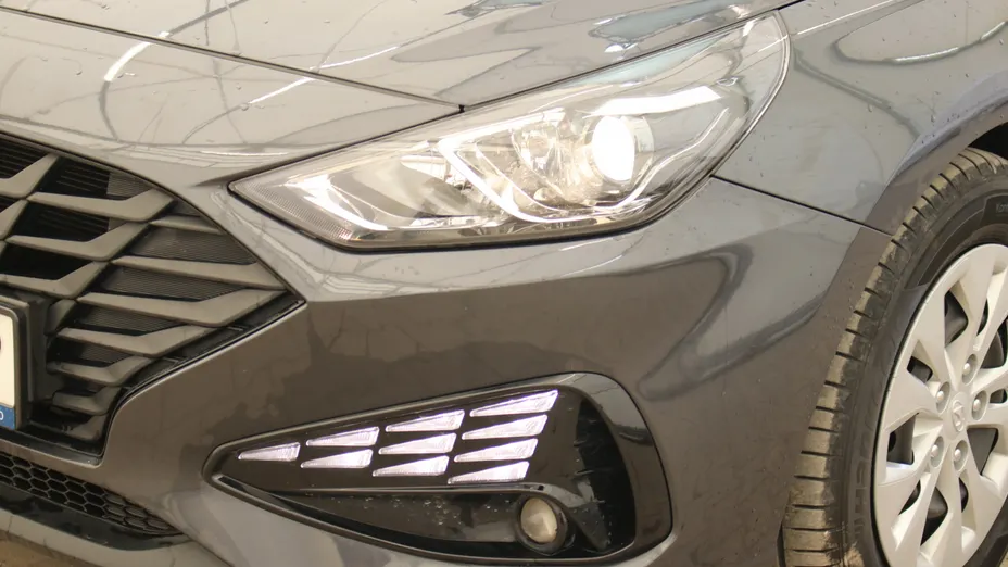 HYUNDAI i30 i30 1.0 T-GDI Classic + DCT