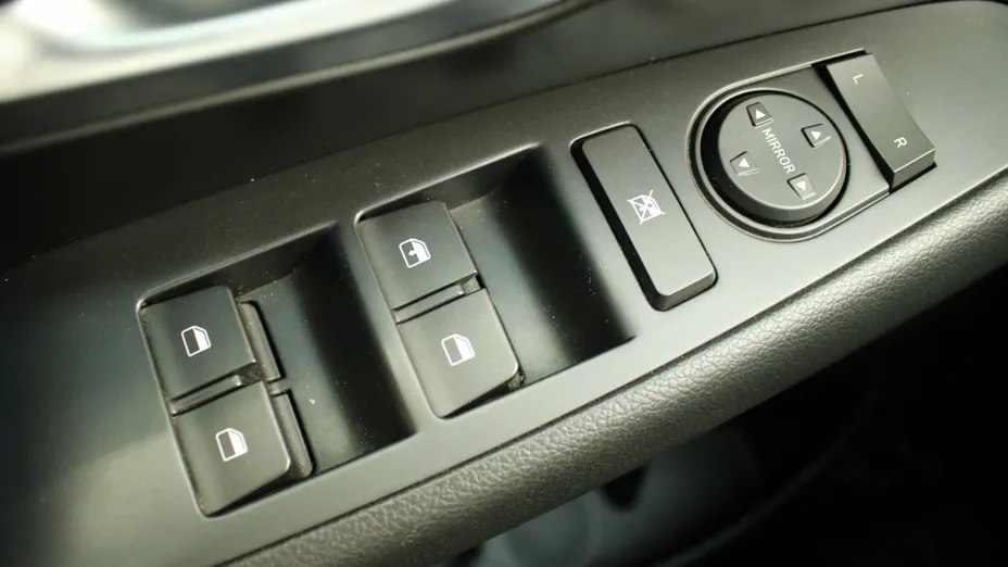 HYUNDAI i30 i30 1.0 T-GDI Classic + DCT