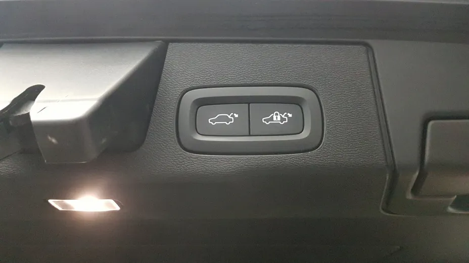 VOLVO XC60 XC60 B5 B AWD Inscription aut
