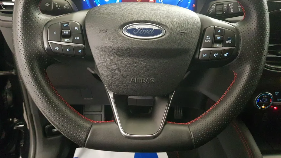 FORD Kuga Kuga 1.5 EcoBoost FWD ST-Line
