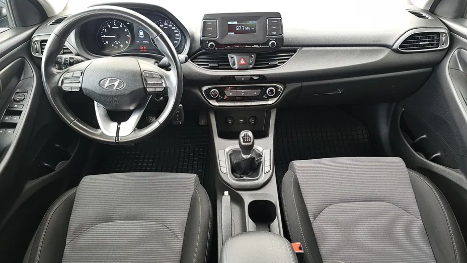 HYUNDAI i30 i30 1.5 DPI Classic +