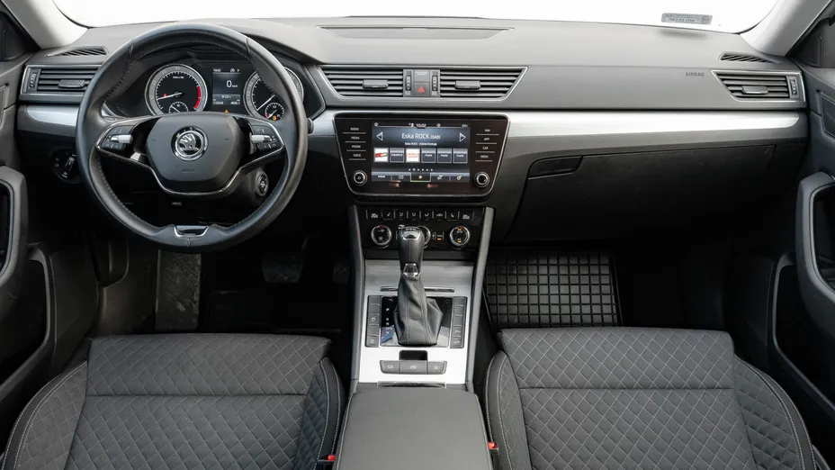 SKODA Superb Superb 2.0 TSI Ambition DSG