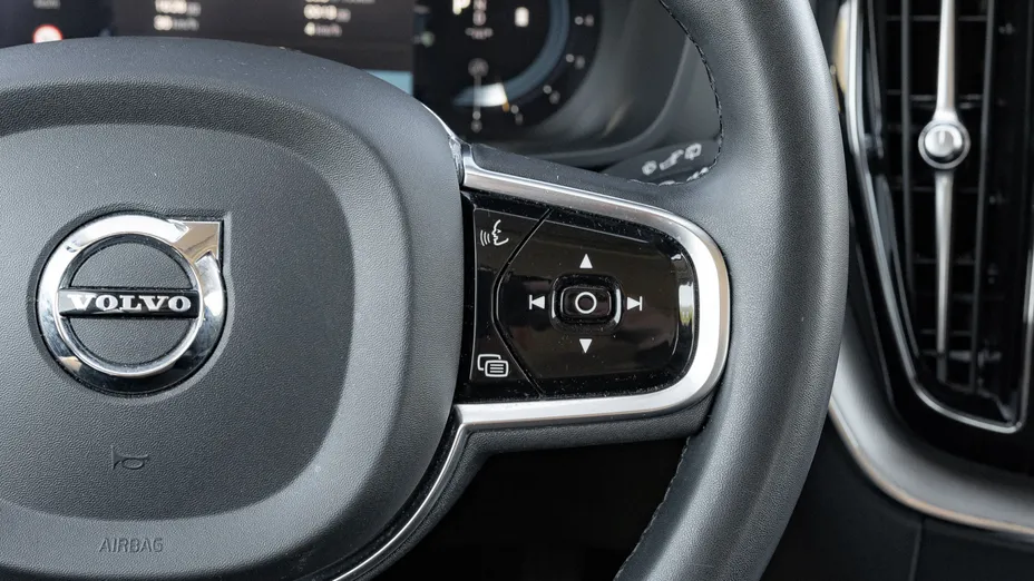 VOLVO XC60 XC60 B4 B Plus Bright aut