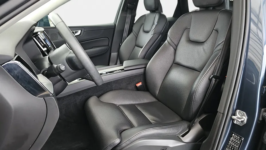VOLVO XC60 XC60 B4 B Inscription aut