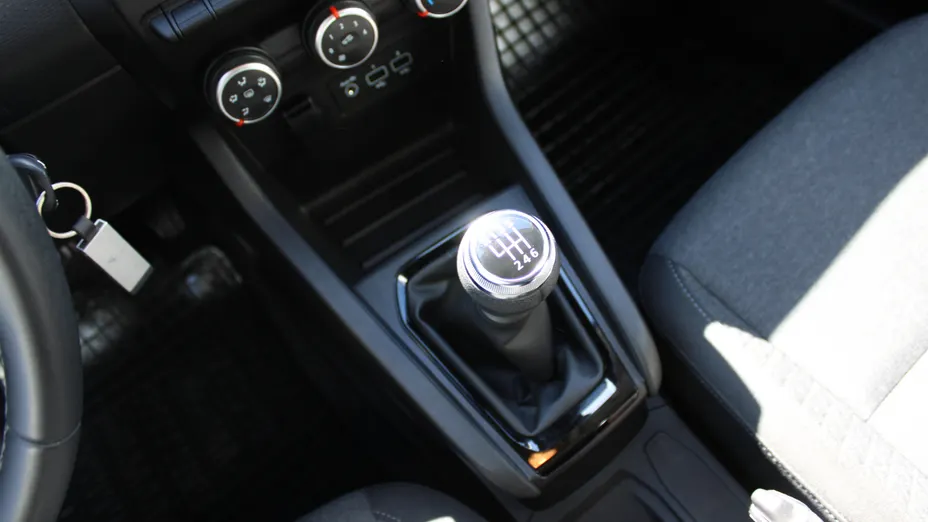 RENAULT Clio Clio 1.0 TCe Equilibre