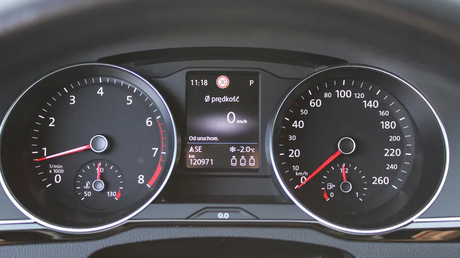 VOLKSWAGEN Passat Passat 2.0 TSI Business DSG
