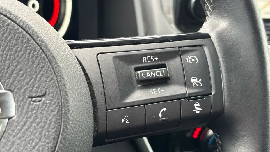 NISSAN Qashqai Qashqai 1.3 DIG-T mHEV N-Connecta