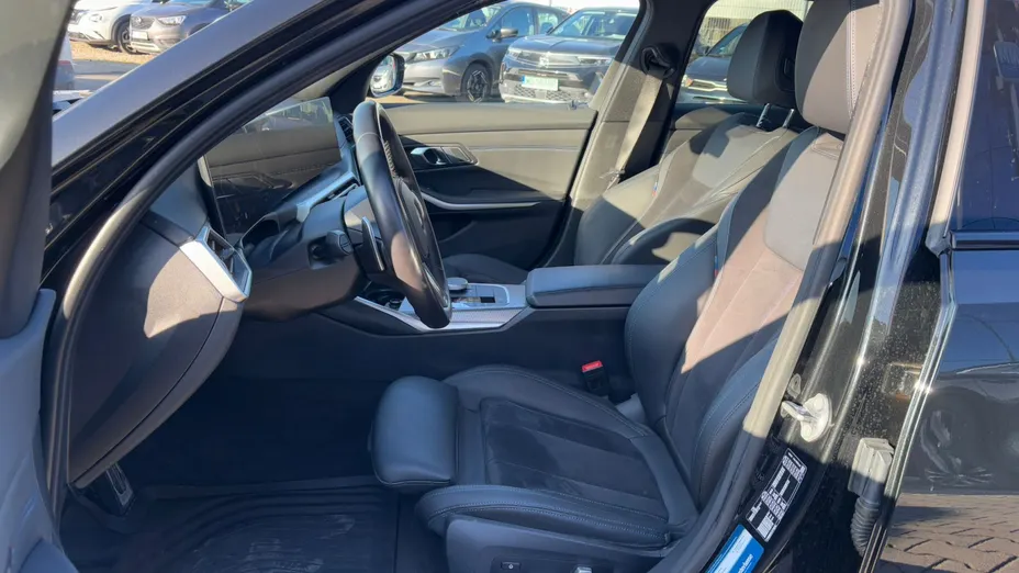 BMW Seria 3 318i M Sport aut