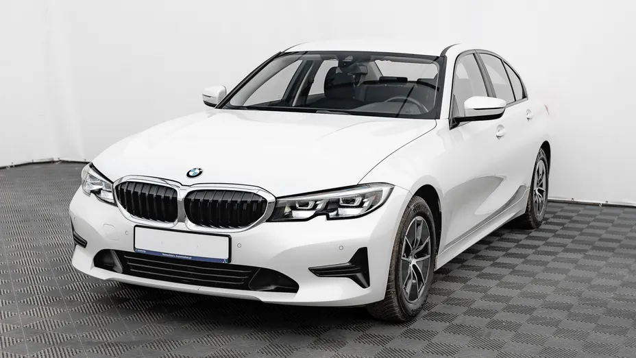 BMW Seria 3 318i Advantage aut
