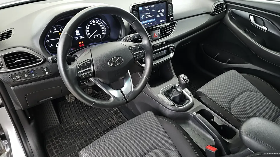 HYUNDAI i30 i30 1.0 T-GDI Modern