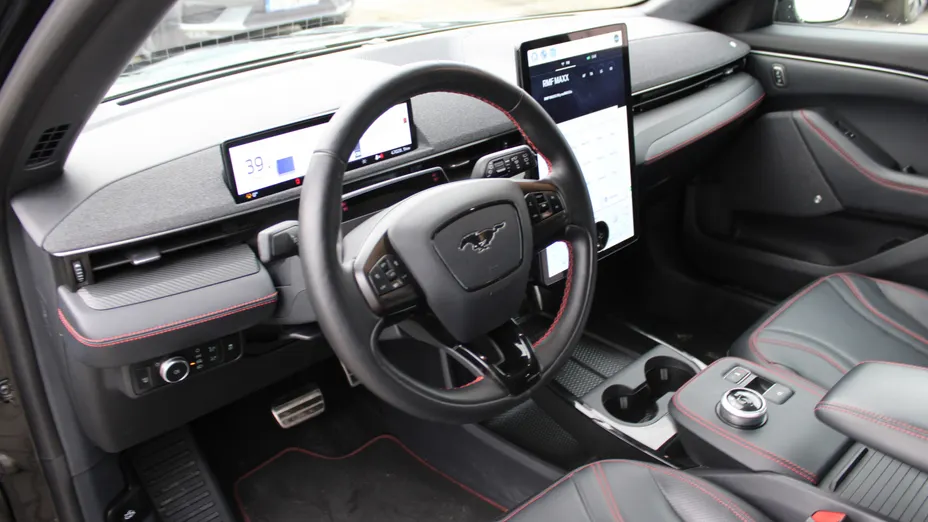 FORD Mustang Mach-E Mustang Mach-E 75kWh AWD