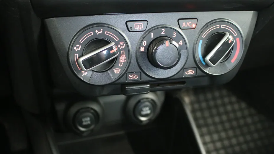 SUZUKI Swift Swift 1.2 Dualjet SHVS Premium