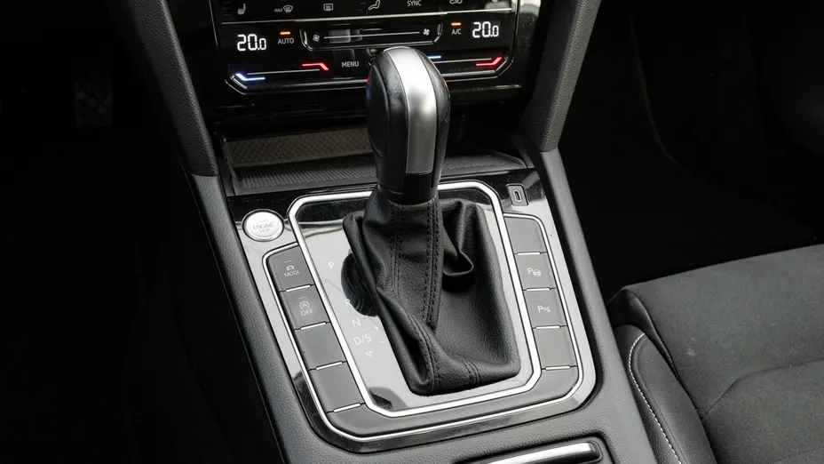 VOLKSWAGEN Passat Passat 2.0 TSI Elegance DSG