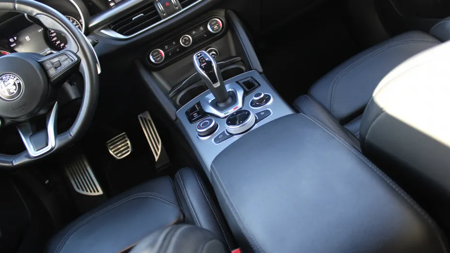 ALFA ROMEO Stelvio Stelvio 2.0 Turbo Veloce Q4 aut