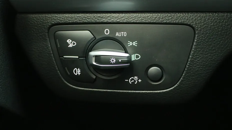 AUDI Q5 Q5 35 TDI mHEV Advanced S tronic