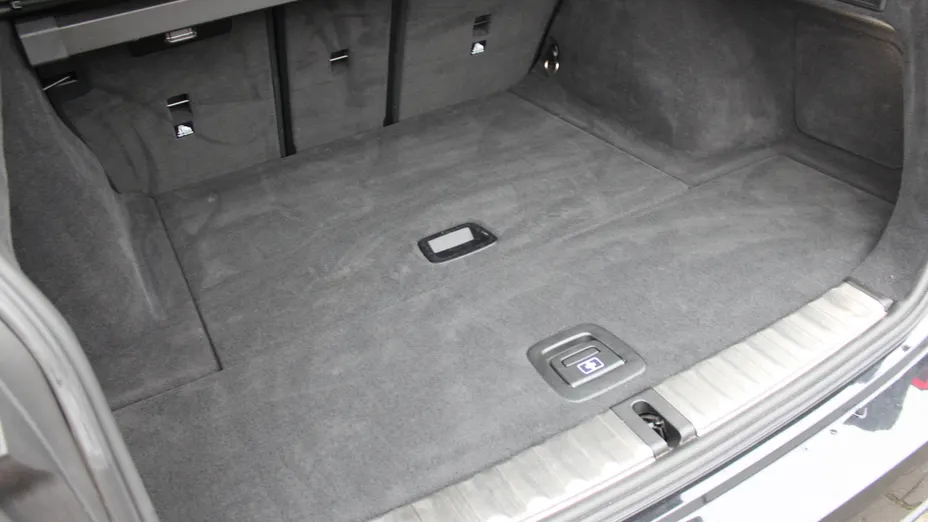 BMW Seria 3 320i aut