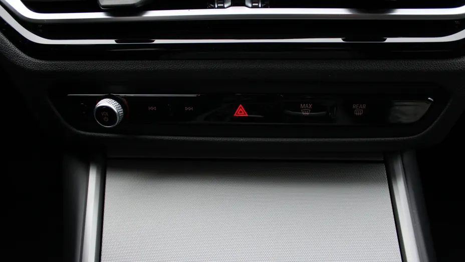 BMW Seria 3 320i aut