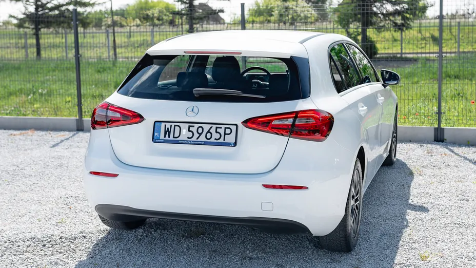 MERCEDES-BENZ A Klasa A 180 Style 7G-DCT