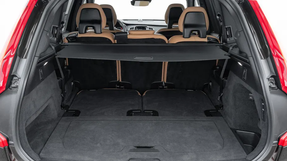 VOLVO XC90 XC90 T8 AWD Plug-In Hybrid Inscription 7os aut
