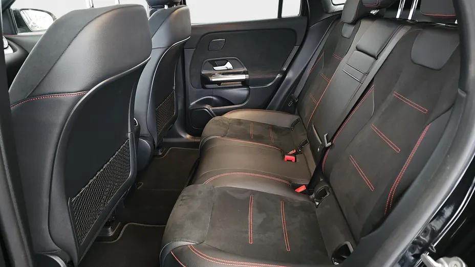 MERCEDES-BENZ EQA EQA 250 66.5kWh AMG Line