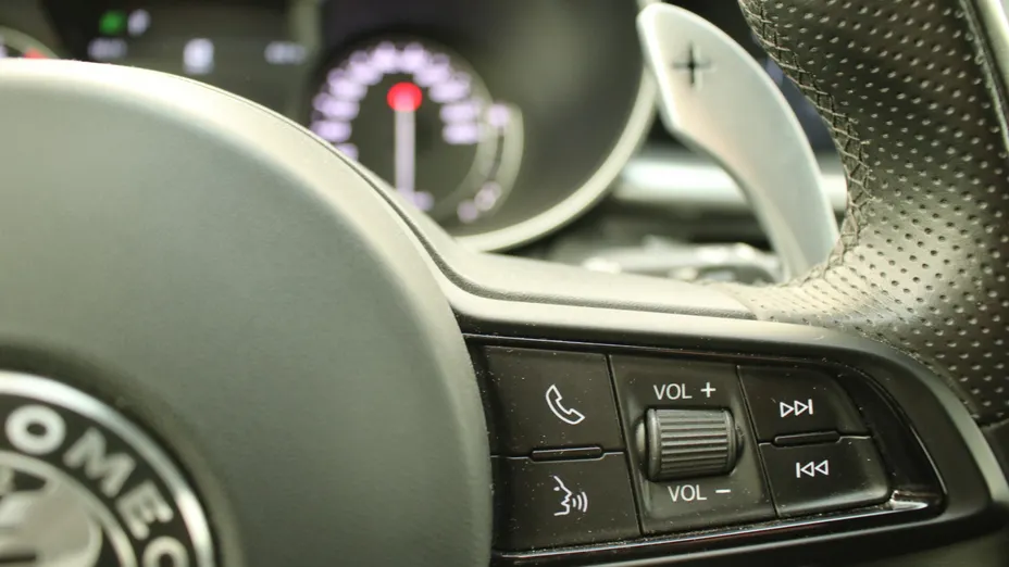 ALFA ROMEO Stelvio Stelvio 2.0 Turbo Veloce Q4 aut