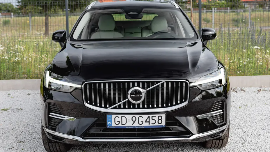 VOLVO XC60 XC60 B4 D AWD Plus Bright aut