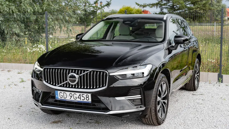 VOLVO XC60 XC60 B4 D AWD Plus Bright aut