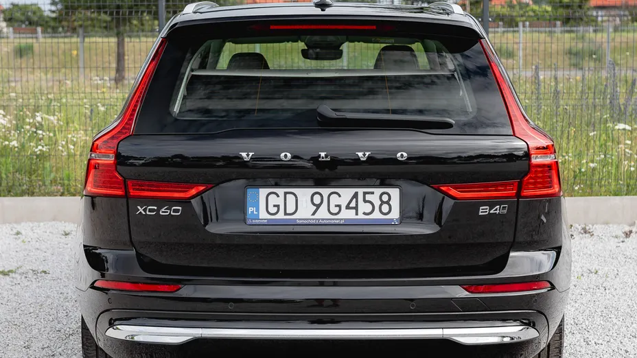 VOLVO XC60 XC60 B4 D AWD Plus Bright aut
