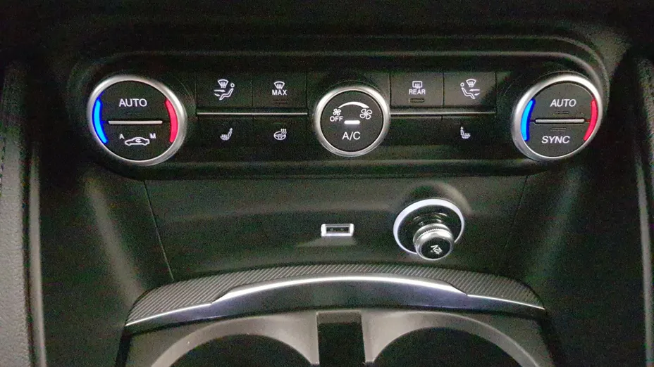 ALFA ROMEO Stelvio Stelvio 2.0 Turbo Veloce Q4 aut